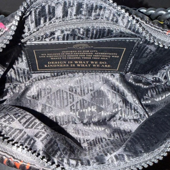 Kurt Geiger EUC Black Recycled Quilted Shoulder Bag with Multi-Colored Hearts - Picture 7 of 9